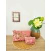 Kép 2/2 - Rózsa mintás hímzett mini neszeszer/pénztárca - Rózsaszín