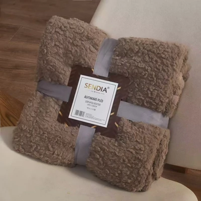 Szörmés pléd sötétbarna